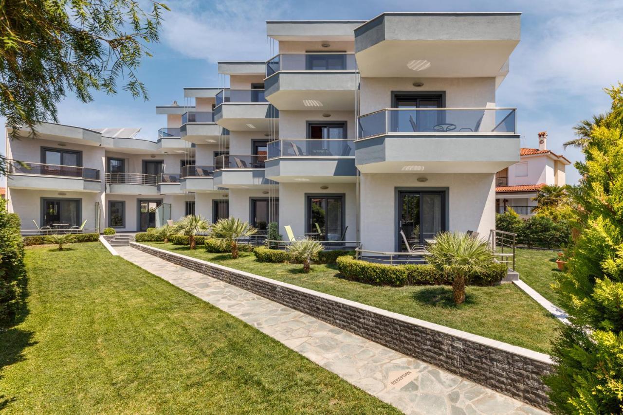 Ilis Villas Nikiti  Exterior photo